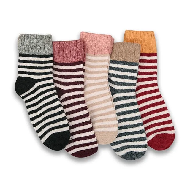 5 Pairs New Women's Winter Warm Socks Vintage Christmas Sock Harajuku Ethnic Style Cashmere Thermal Thicken Wool Sock for Women