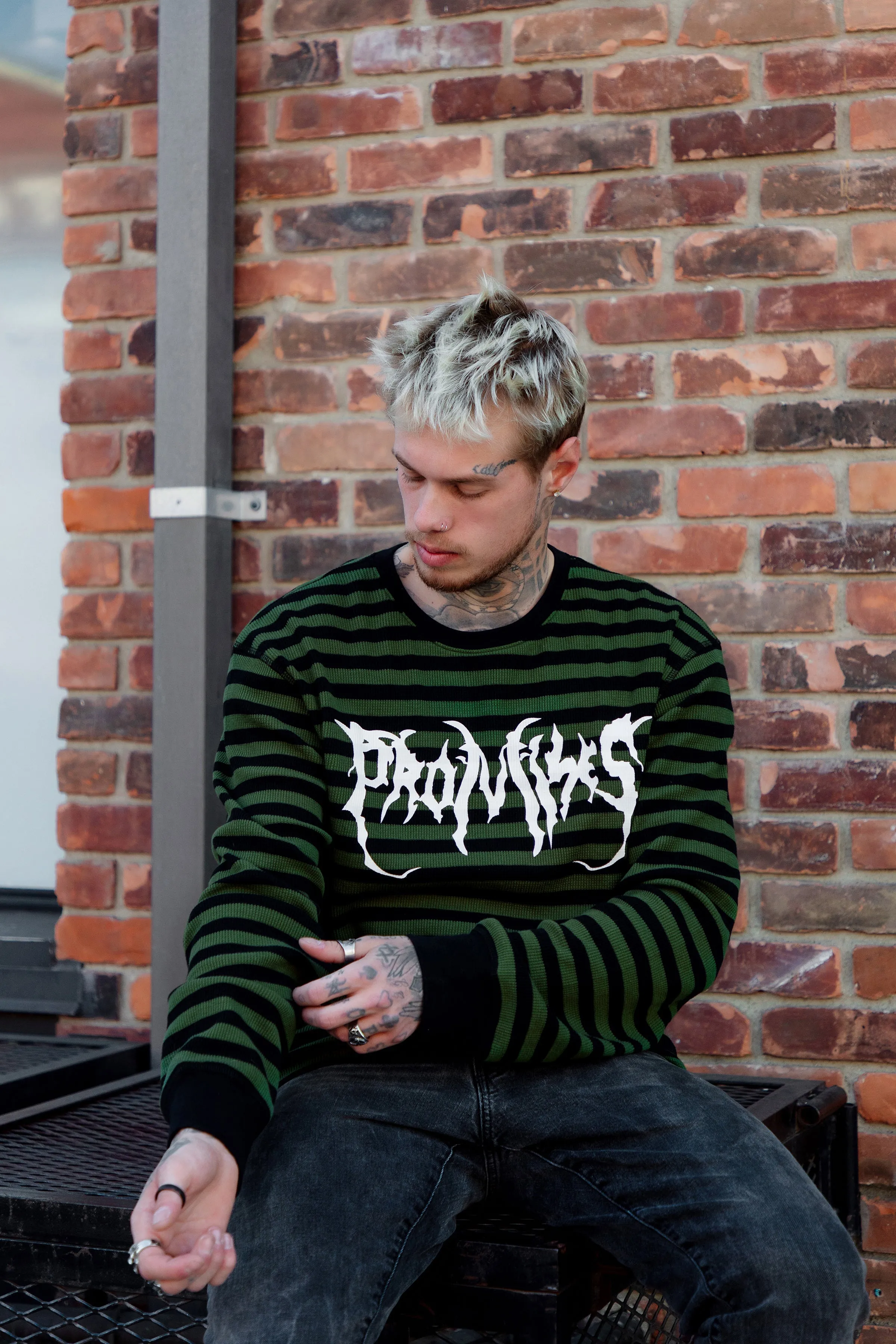 Graveyard Striped Thermal L/S Army